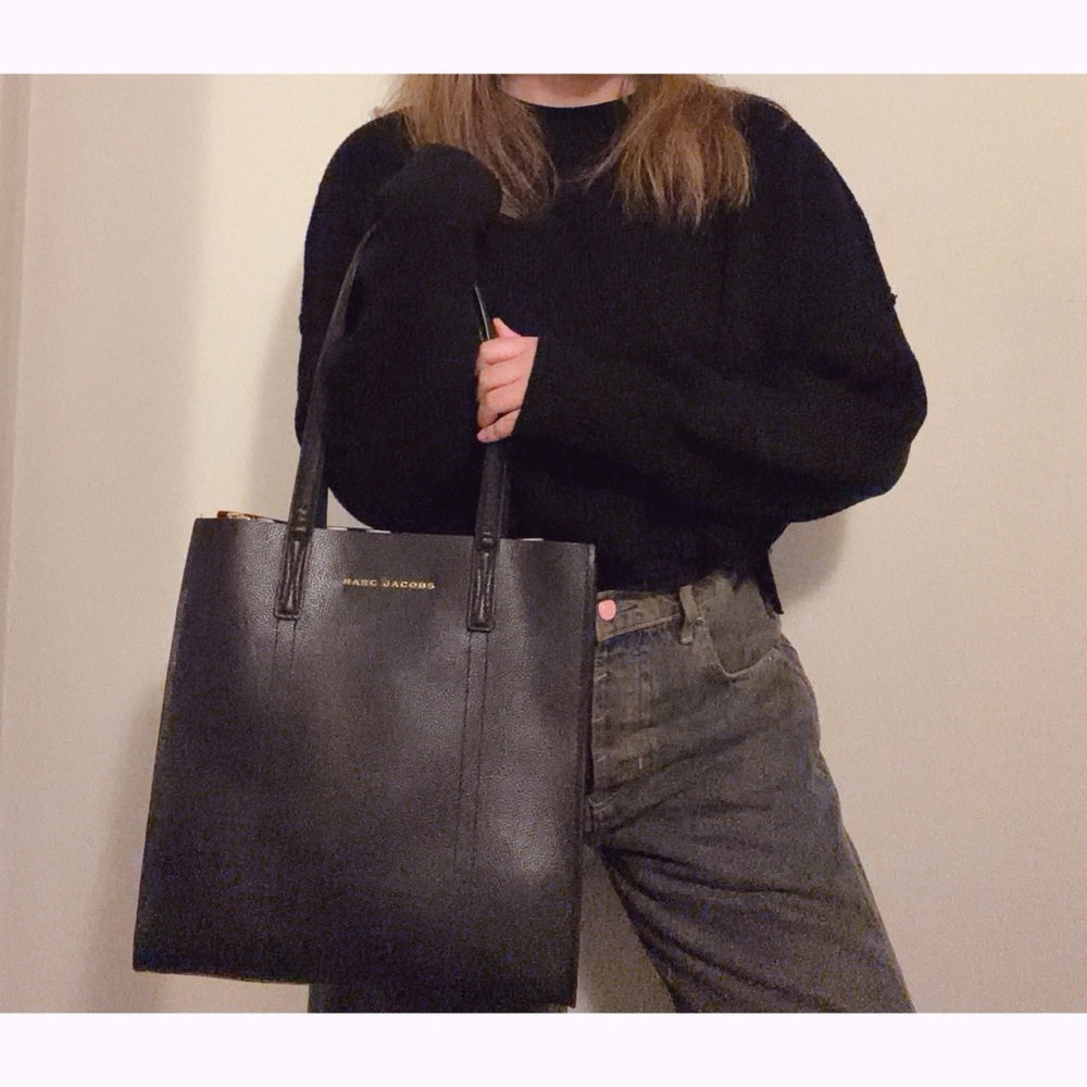 Marc Jacobs 100% Pebbled Leather Black Tote Gold Hardware Laptop Book Bag